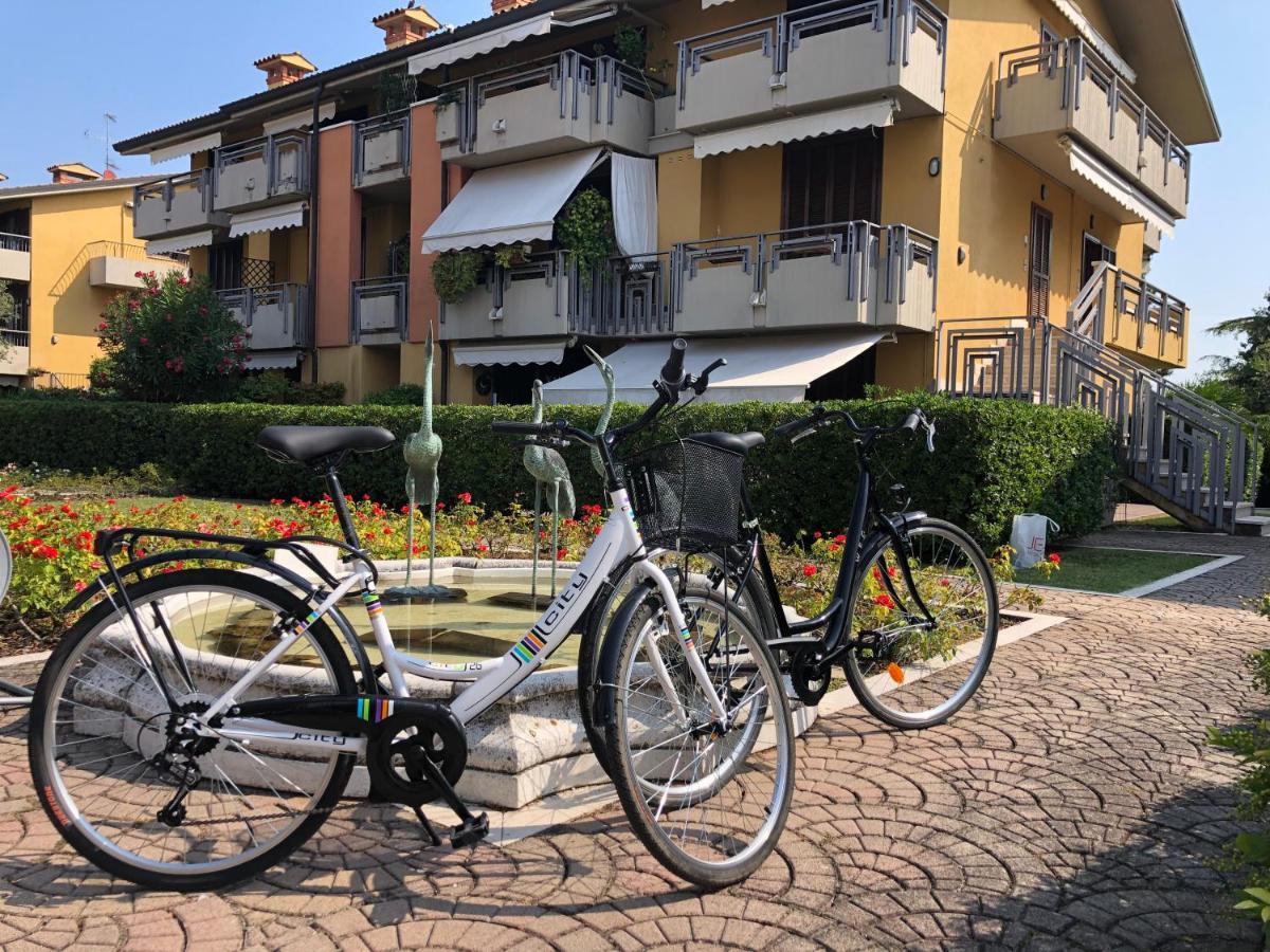 Discovery Flat With Pool & Bikes Apartment Sirmione Exterior photo